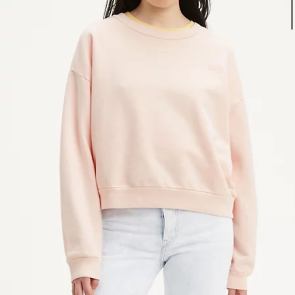 Levi’s light pink sweatshirt/ sweater